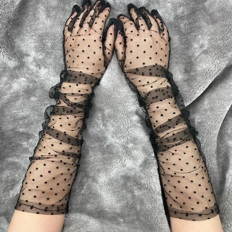 Feminine Vintage Lacey Gloves