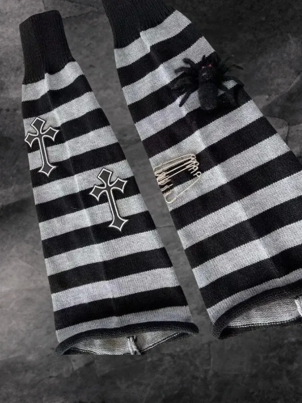 Harajuku pins spider leg warmers