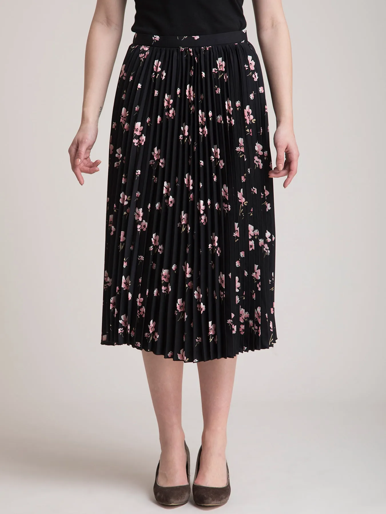 Pleated Flared Floral Midi Skirt - Black