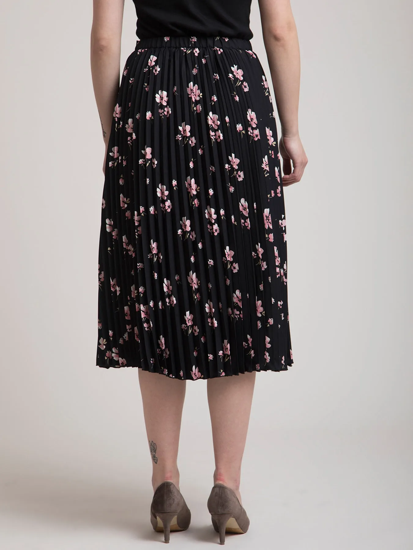 Pleated Flared Floral Midi Skirt - Black